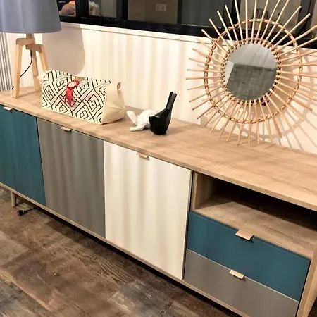 Le Paul Vaillant Couturier Apartment